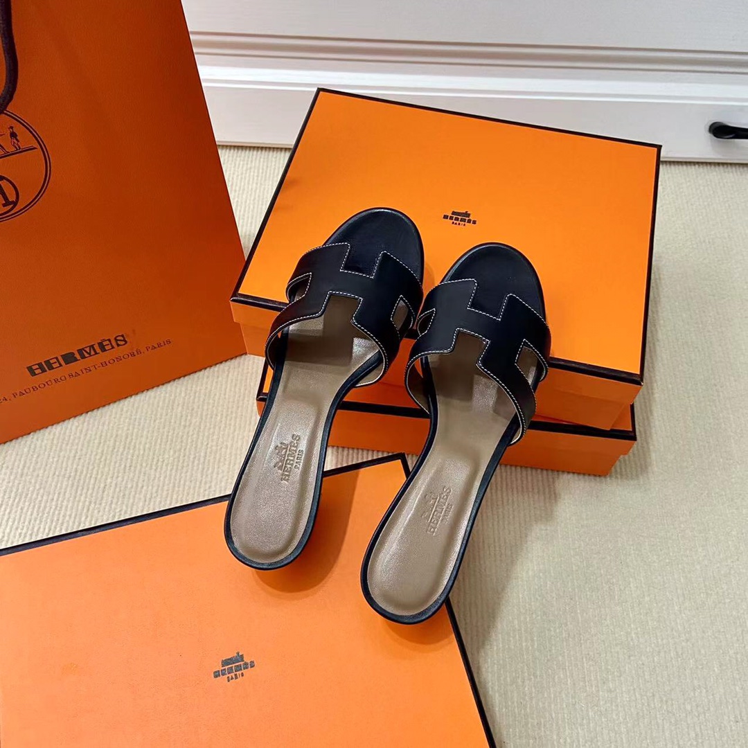 에르메스 올수공 오아시스 슬리퍼 샌들 스위프트 36